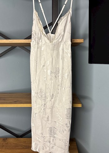 Beyaz Askılı mini Gecelik - Görsel 2