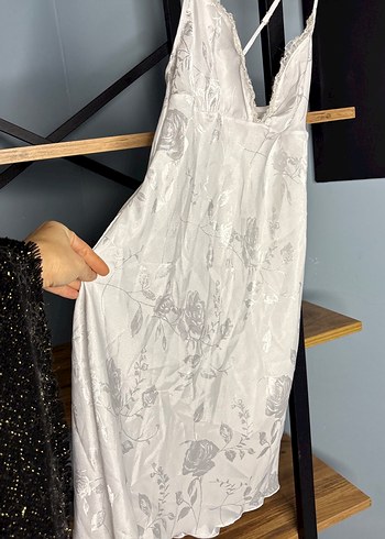 Beyaz Askılı mini Gecelik - Görsel 5