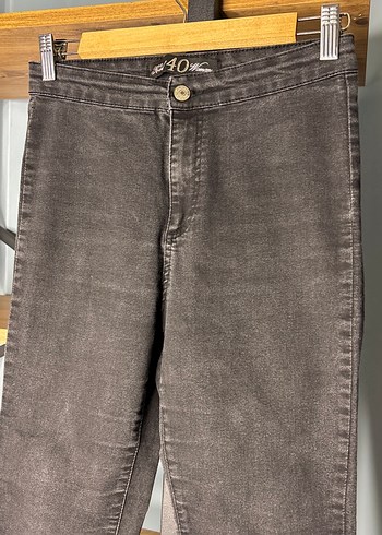 Siyah Kadın Denim Dar Kesim Kot Pantolon - Görsel 3