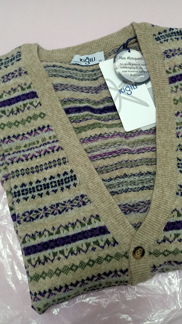 Kiğılı yün hırka - Görsel 5