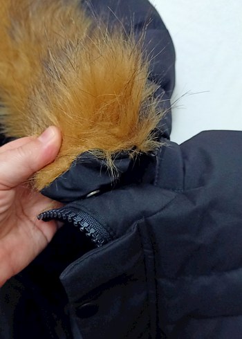 Kürklü Detaylı Siyah Kısa Erkek Mont - Görsel 3