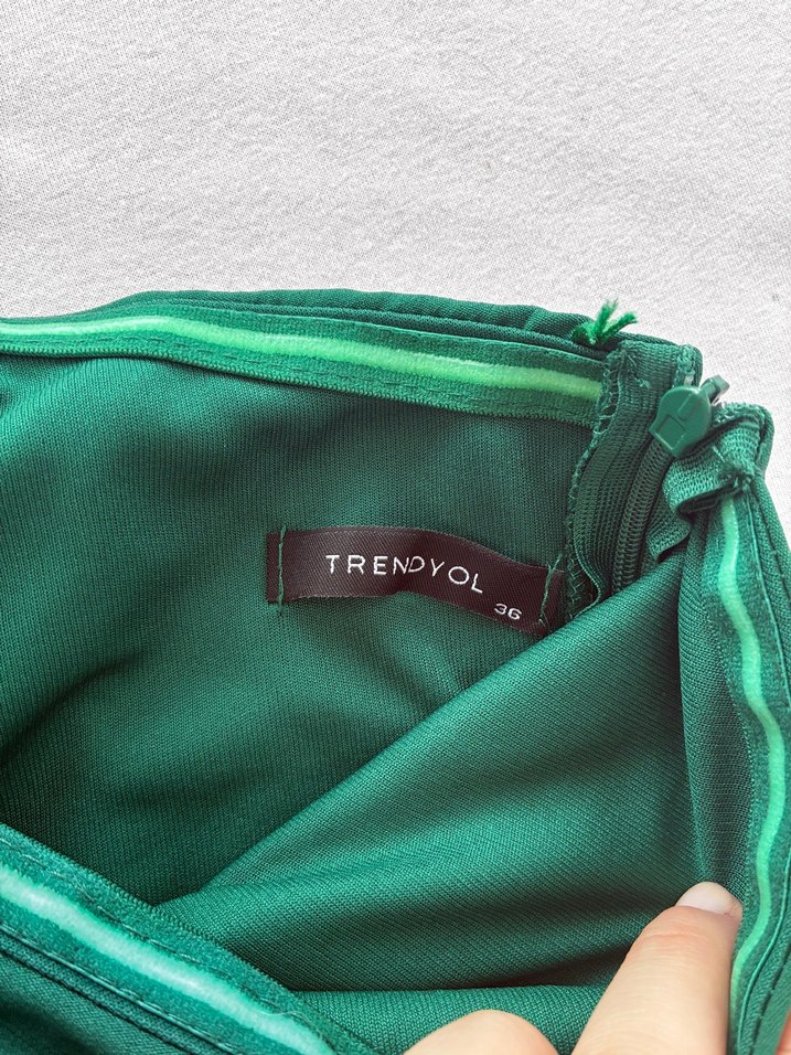 Yeşil Drapeli Tek Omuz Midi Elbise - Görsel 3