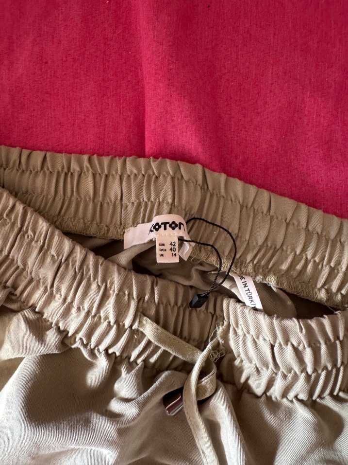 Bej Beli Bağcıklı Salaş Mini Şort - Görsel 2