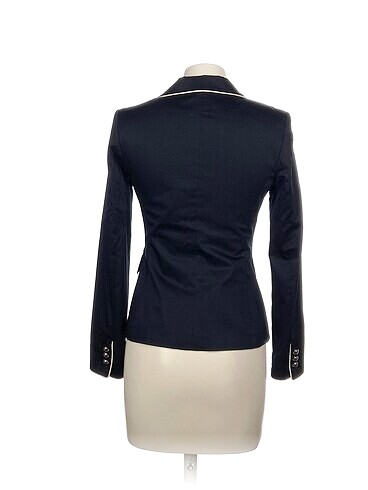 36 Beden Koton Blazer %70 İndirimli.