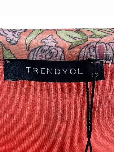 36 Beden çeşitli Renk Trendyol & Milla Kısa Elbise %70 İndirimli.