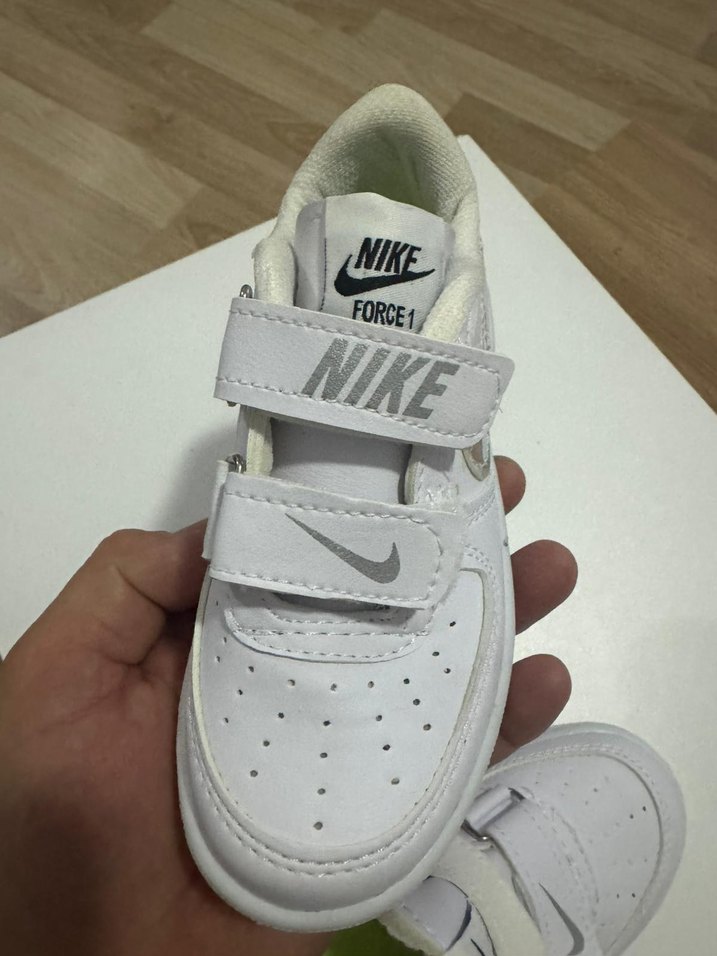 Nike Beyaz Erkek Çocuk Spor Ayakkabı Velcro - Görsel 4