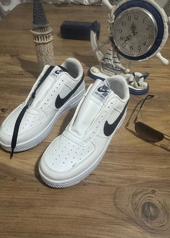 Nike spor ayakkabı - Görsel 2