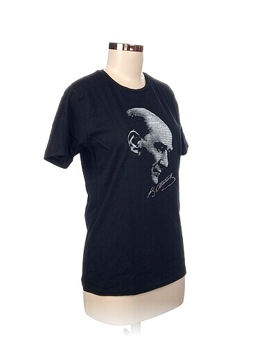 LC Waikiki LC Waikiki T-shirt %70 İndirimli.