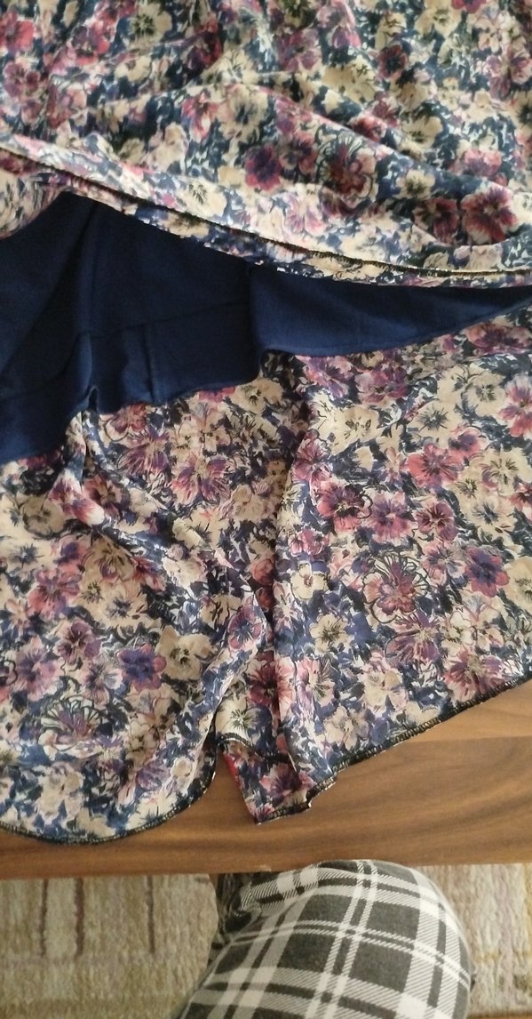 Çiçek Desenli önü kısa arkası uzun etek - Görsel 4