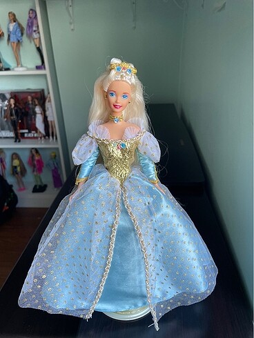 Rezerve Barbie Cindirella Childrens Collector