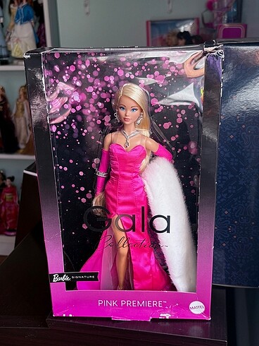 Beden Barbie Gala Collection Pink Premiere