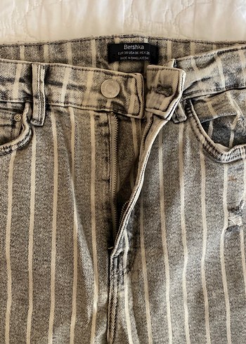 Gri Çizgili Kadın Midi Kot Pantolon - Görsel 2