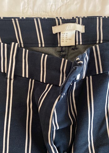 Lacivert Çizgili Pliseli Kadın Kumaş Pantolon - Görsel 2