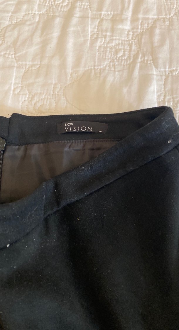 Drapeli Siyah süet püsküllü uçlu etek ucu - Görsel 2