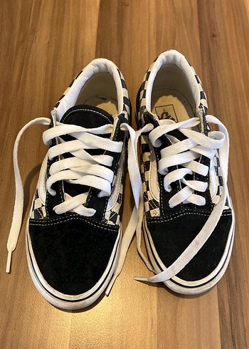 Vans 33