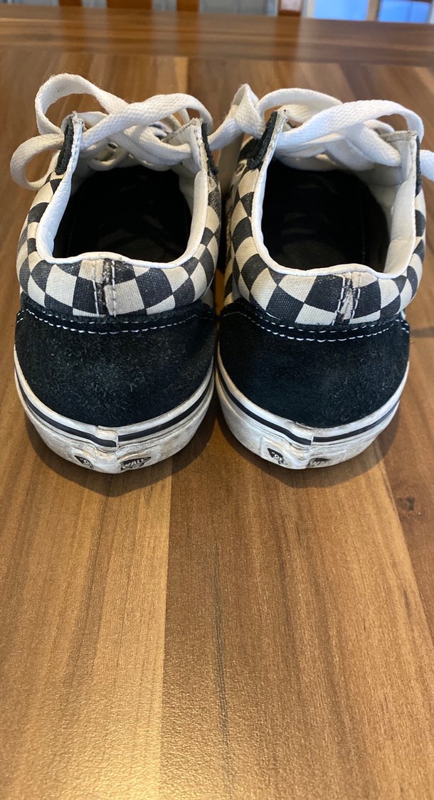 Vans
 Beyaz Siyah Çizgili Bağcıklı Spor Ayakkabı - Görsel 3