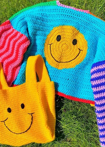 Renkli Örgü Kadın kazak emoji