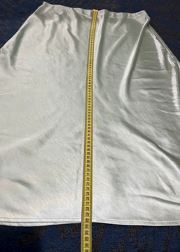 Çağla yeşili Saten Midi Etek, Salaş Kesim - Görsel 4