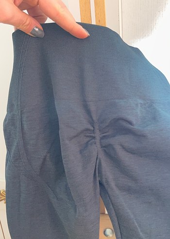 Siyah Kadın Spor Tayt Detaylı - Görsel 3