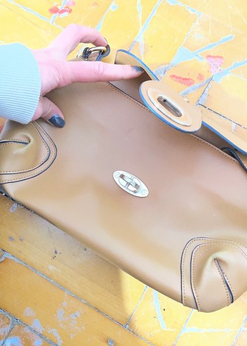 Bej Deri Tokalı Kadın Çantası - Görsel 2