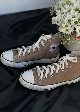 Converse 37 numara A kalite sıfır kutusunda gelir 