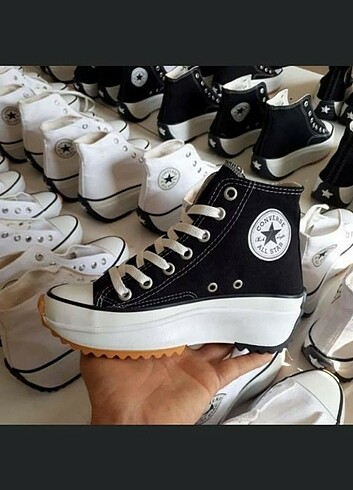 Converse 36 40 numara aralığı mevcuttur 