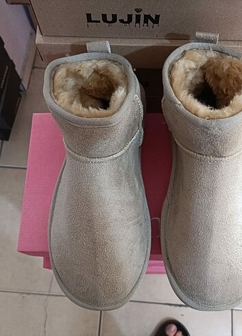 37 Beden ten rengi Renk 37 numara A kalite sıfır kutusunda gelir tam 
