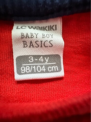 4 Yaş Beden 2 adet sweatshirt