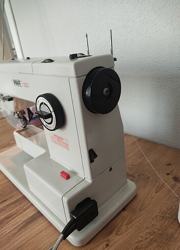 Beden Pfaff dikiş makinesi 1222