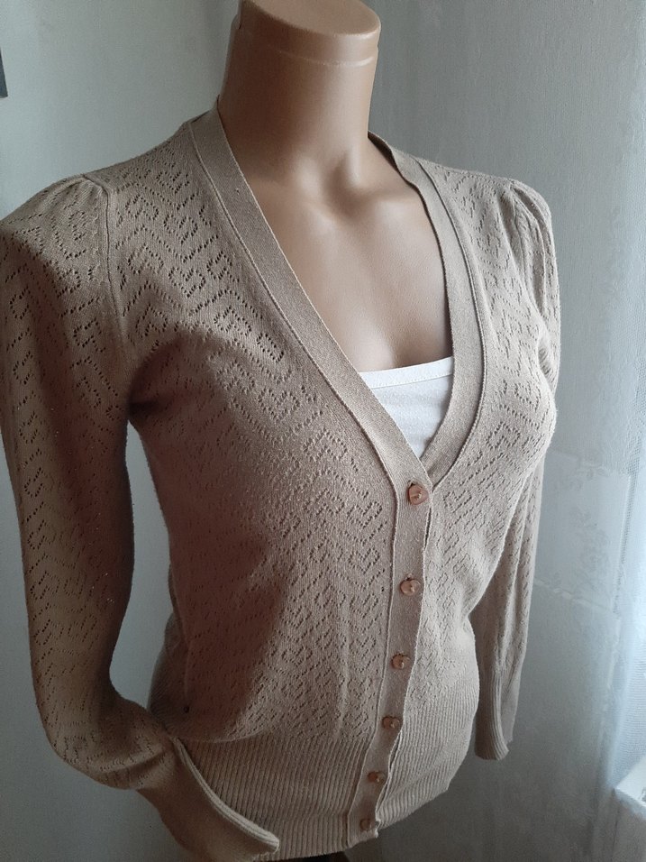 Bej V Yaka Kadın Hırka Örgü - Görsel 2