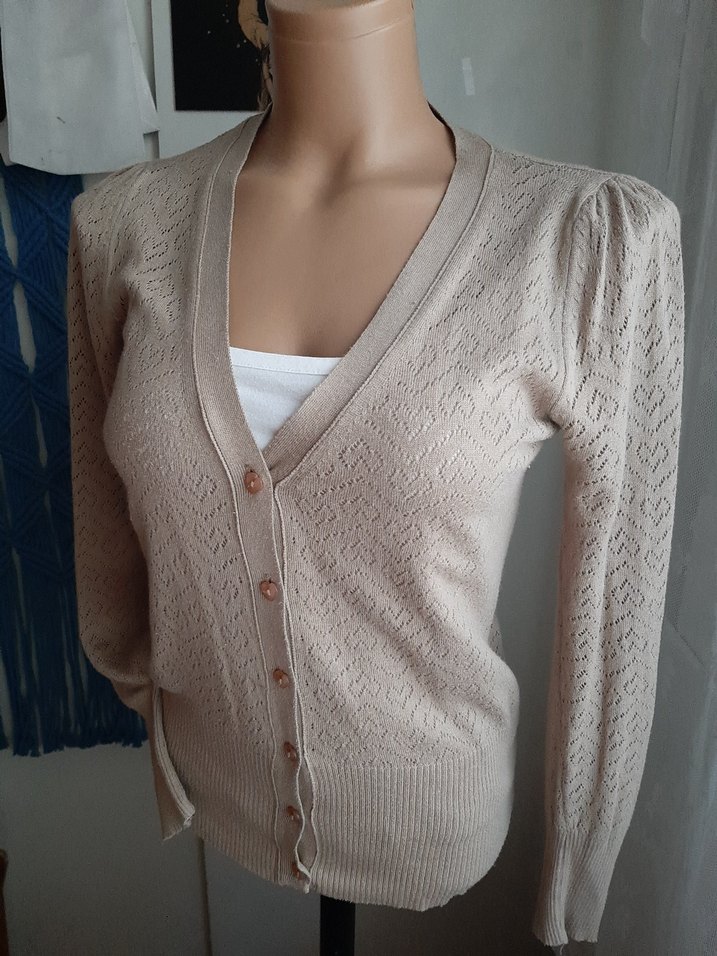 Bej V Yaka Kadın Hırka Örgü - Görsel 3