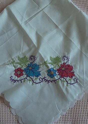 Nakışlı Beyaz ceyizlik bohça - Görsel 2