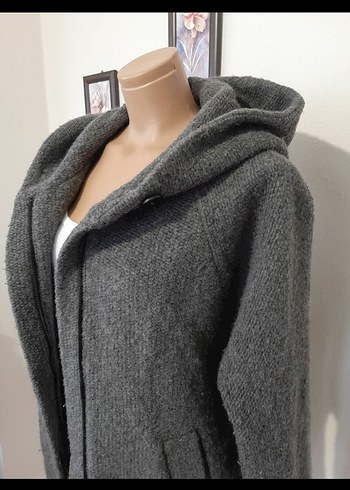 Mango yün kapüşonlu kaban - Görsel 4