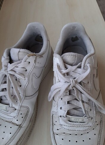 39 Beden beyaz Renk Orijinal Nike ayakkabı