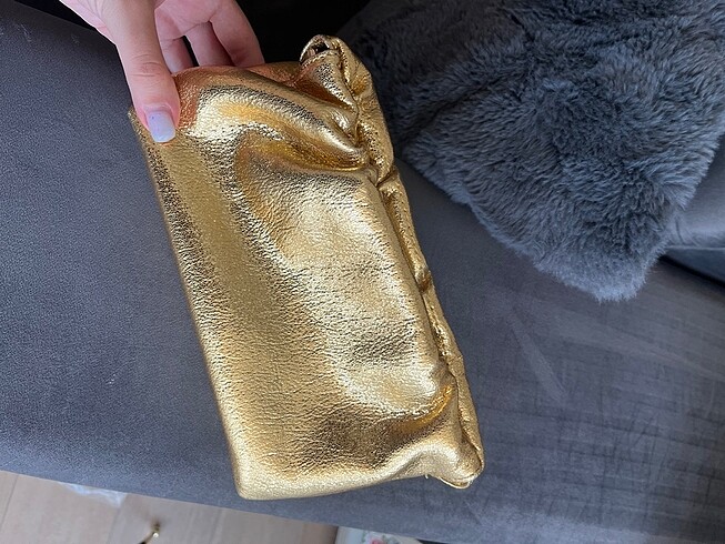 Beden Mango Gold Çanta