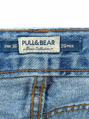 36 Beden çeşitli Renk Pull and Bear Mini Şort %70 İndirimli.