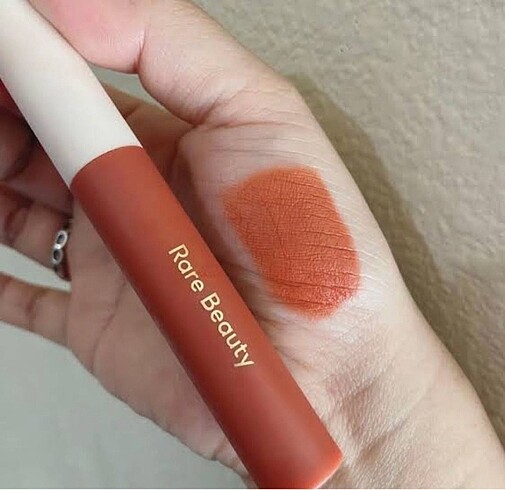 Beden Rare Beauty Lip Soufflé - Mat Likit Ruj