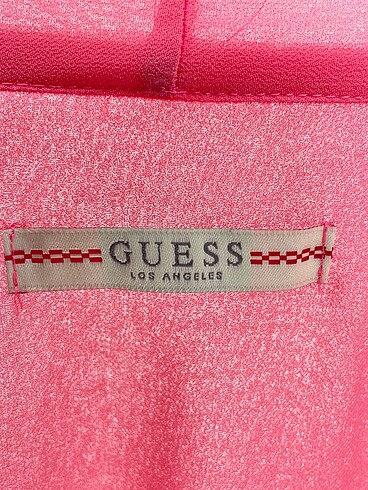 l Beden pembe Renk Guess Bluz %70 İndirimli.