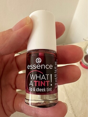 Essence Tint