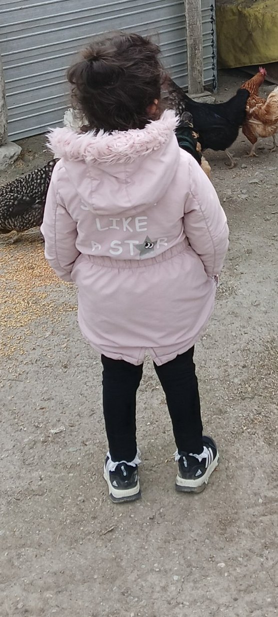 Kürklü Kapüşonlu Pembe Kız Çocuk Mont - Görsel 3