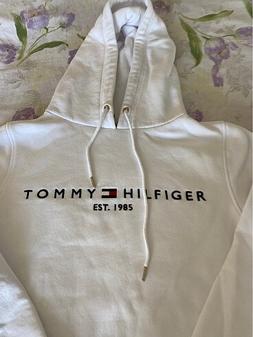 Tommy Hilfiger Sadece bir kez kullanılmış