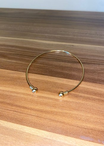 Diğer Altın Renkli Minimalist Boncuklu Kol Bileziği.