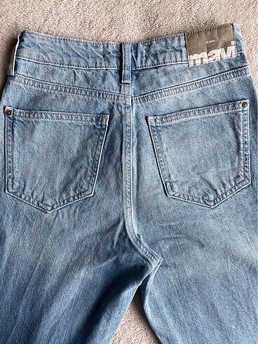 34 Beden Mavi jean