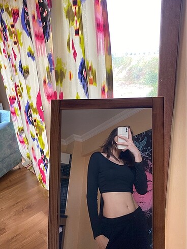 Siyah crop