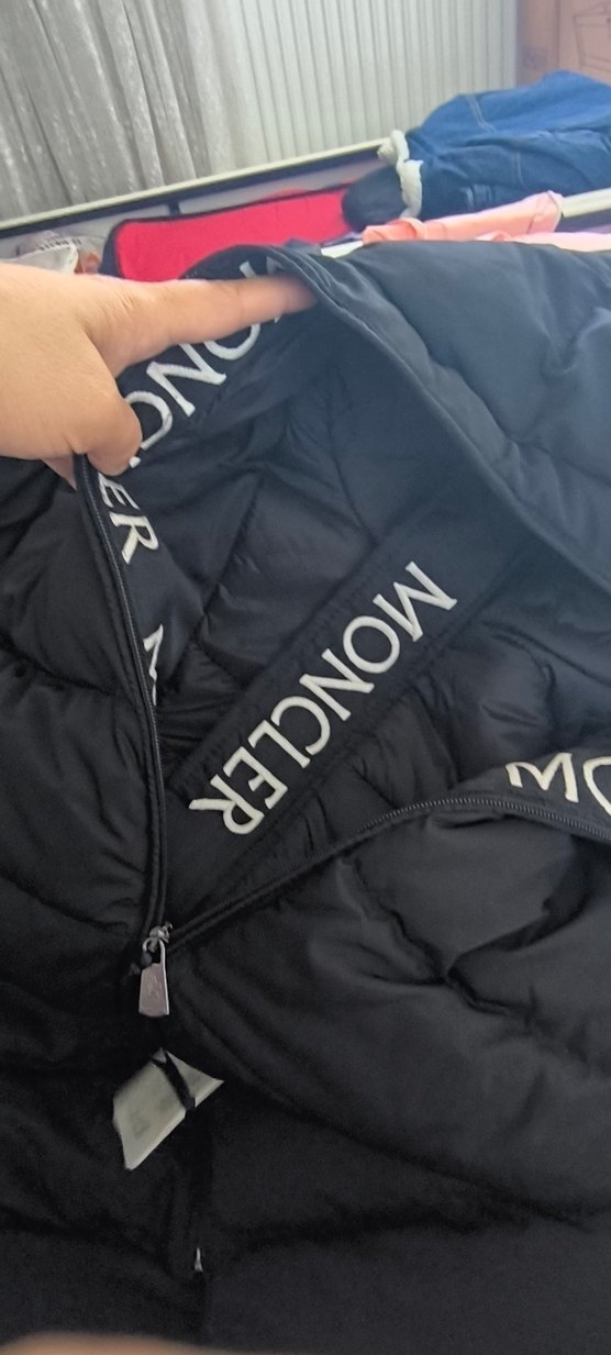 Moncler Siyah Fermuarlı Erkek Mont - Görsel 3