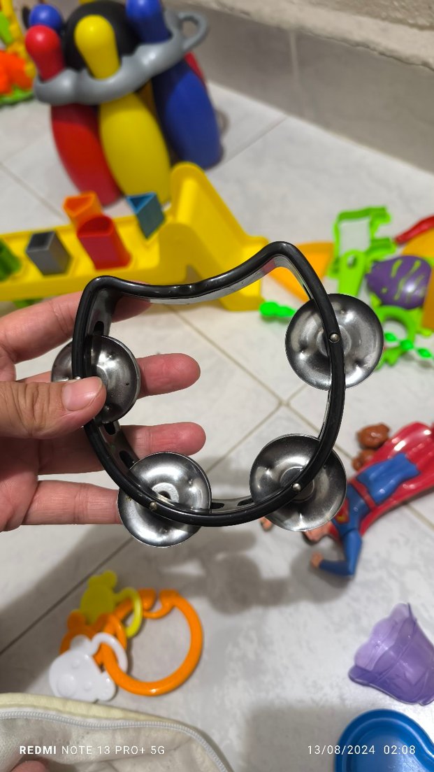 Renkli Diş Kaşıyıcı Oyuncak Anahtarlık - Görsel 2