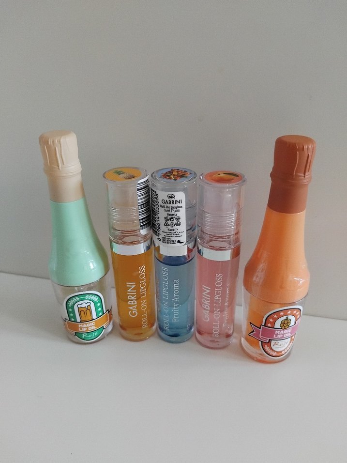 Pastel Renkli Çoklu Dudak Parlatıcısı - Görsel 2