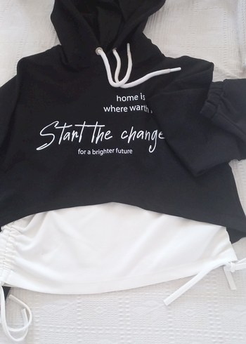 Beyaz atlet ve siyah kapüşonlu crop sweat shirt takım kız çocuk - Görsel 4