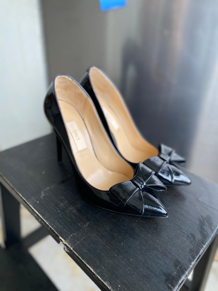 Siyah Rugan Fiyonklu Yüksek Topuklu Stiletto - Görsel 4