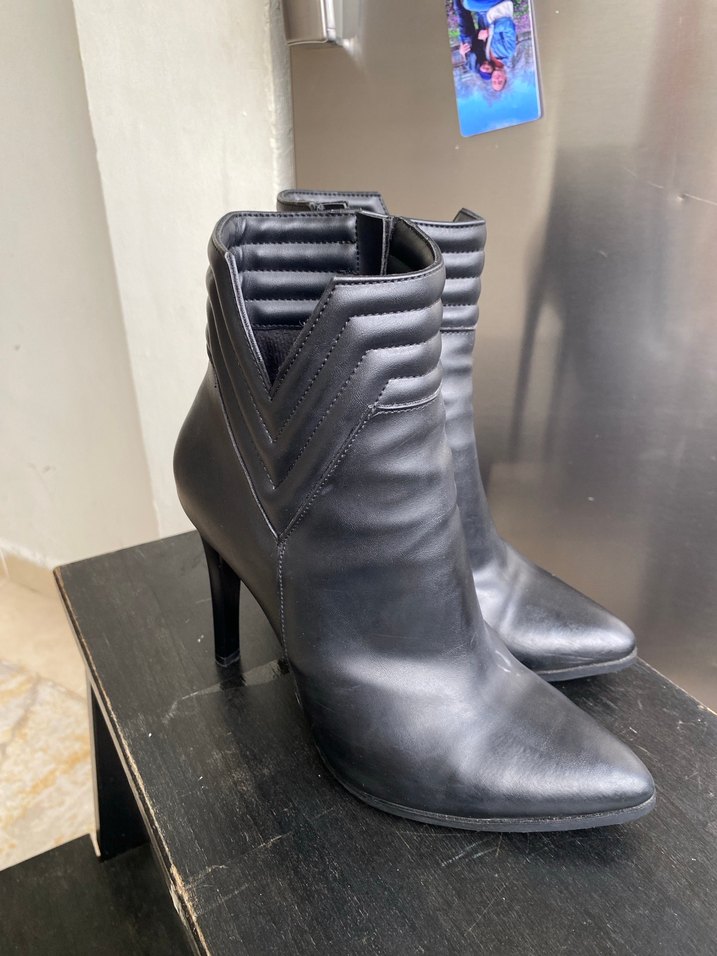 Siyah Deri Stiletto Topuklu Kadın Bot - Görsel 2